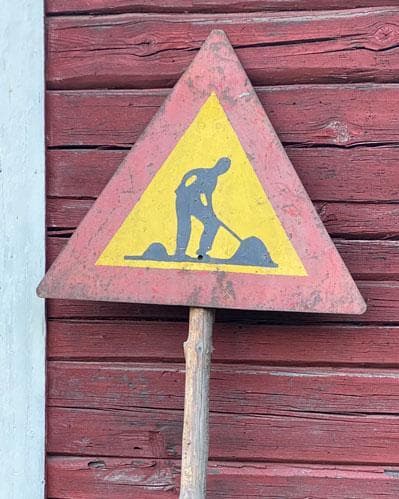 Tietyö-kyltti
